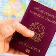 Nuova procedura differenziata per rilascio passaporti
